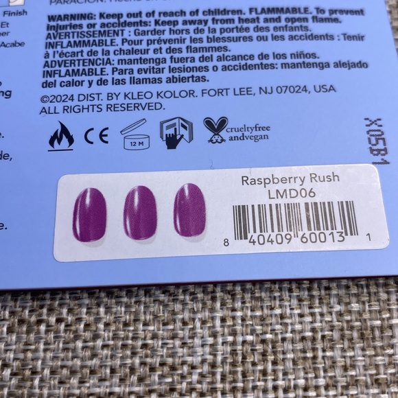 NWT Kleo Kolor Led Gel Strips: Raspberry Rush includes led light and remover - Picture 5 of 5